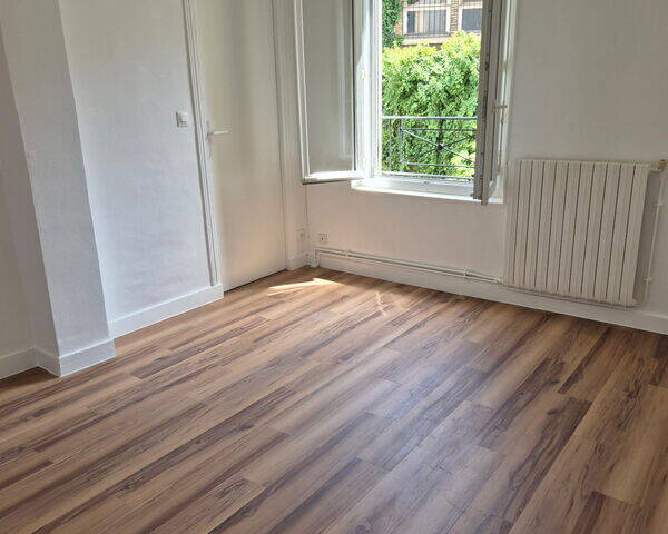 Flat Rue Edmée Guillou in Ivry-sur-Seine
