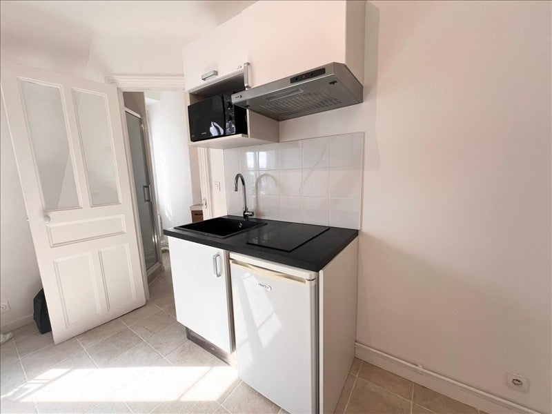 Flat Rue Dagobert in Clichy