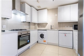 Flat Lodge Road in City of Westminster