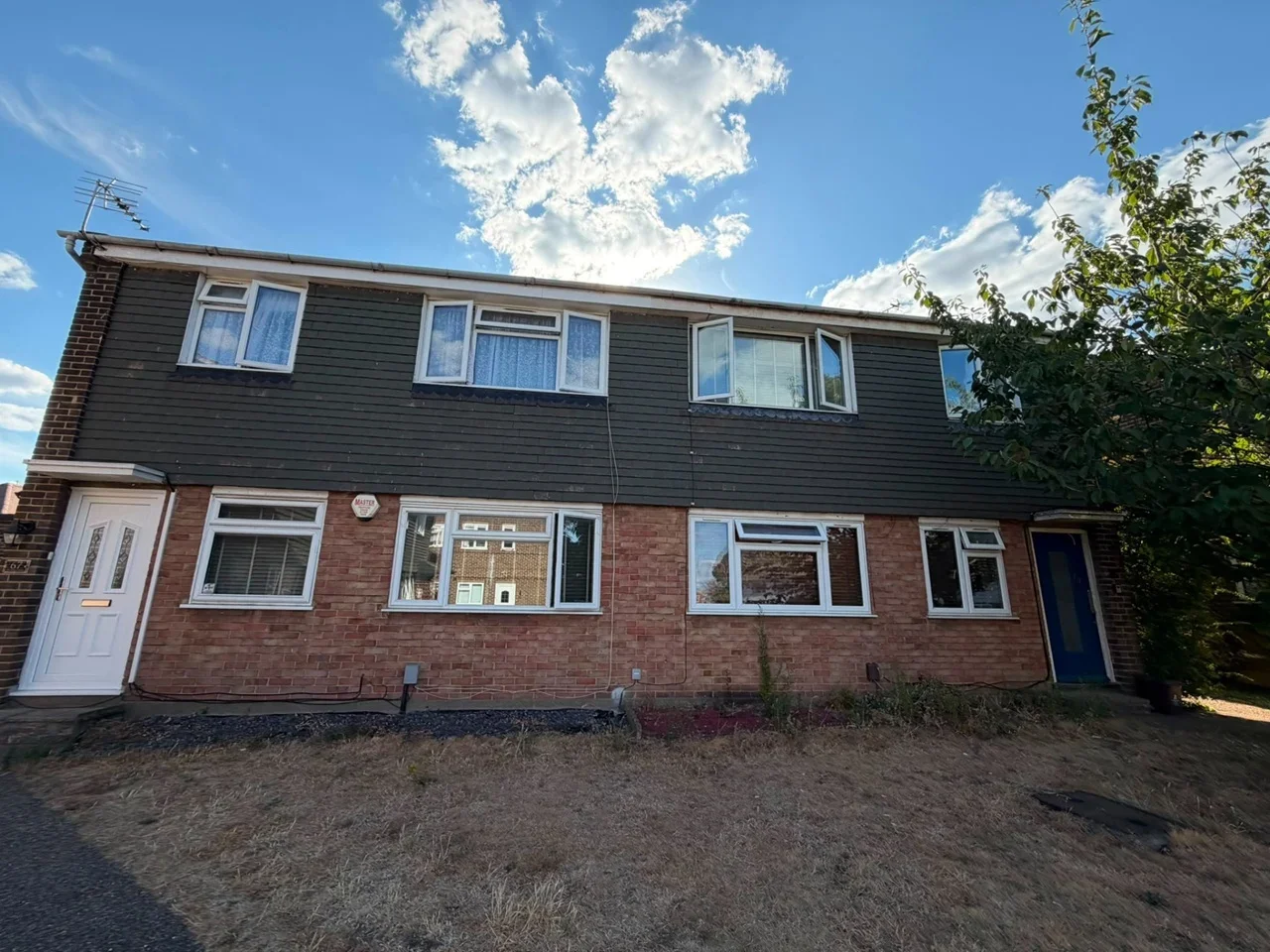 Flat Milford Close in Greater London