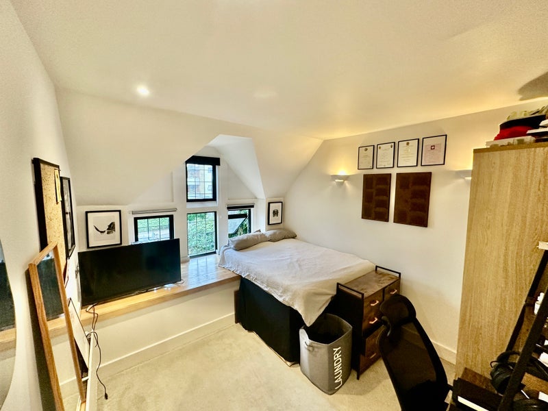 Room Saint John's Hill in Greater London