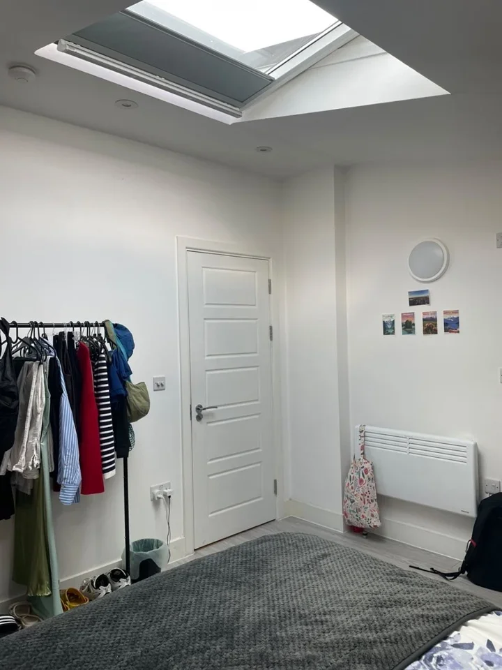 Room Oakfield Road in Greater London