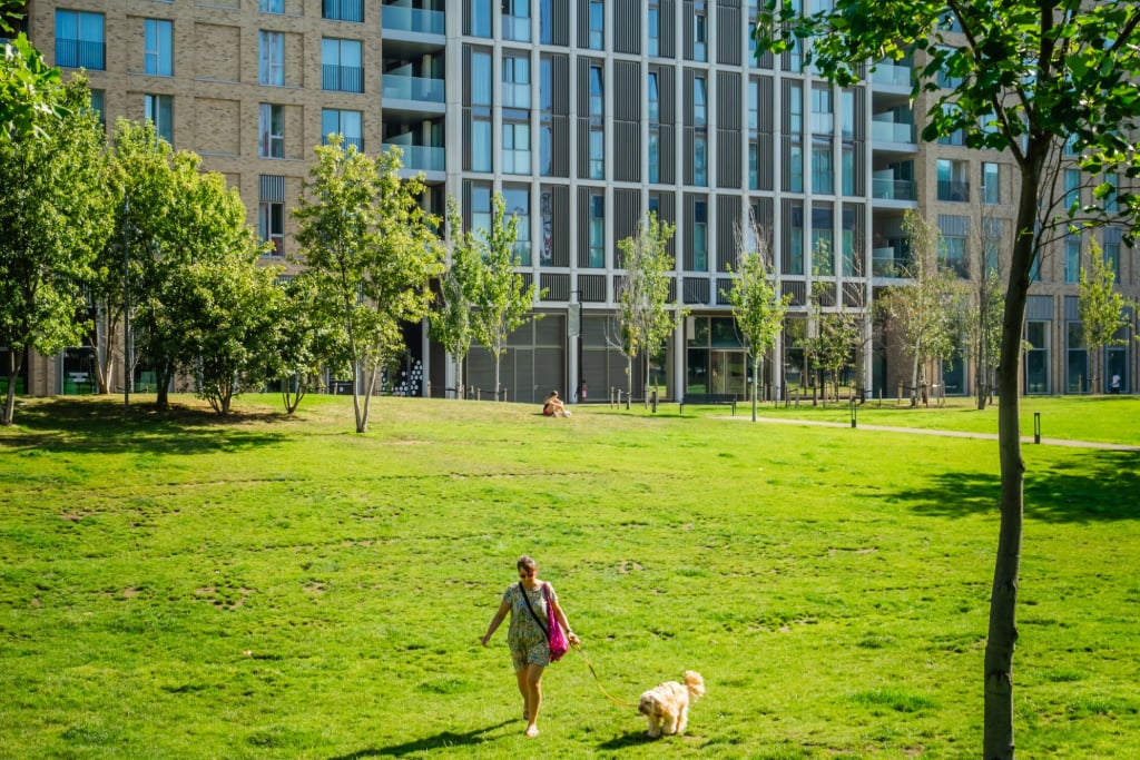 Flat Fortunes Walk in Greater London