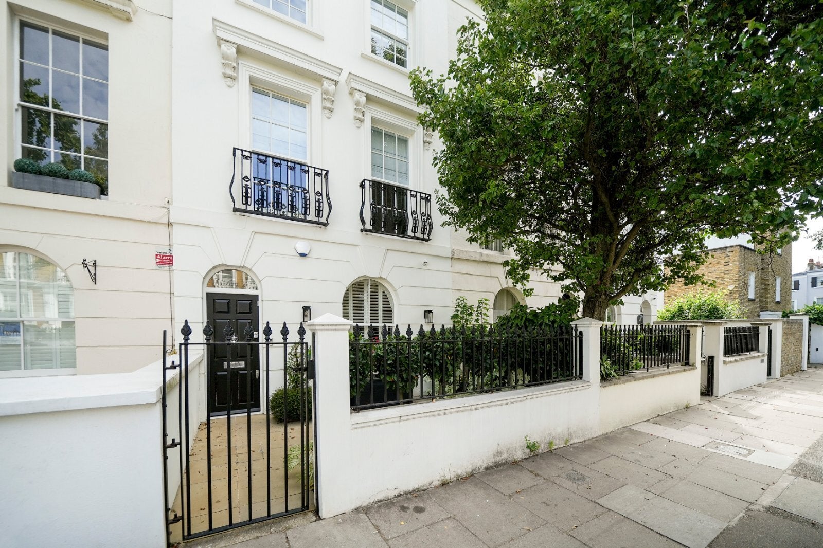 House Ordnance Hill in City of Westminster