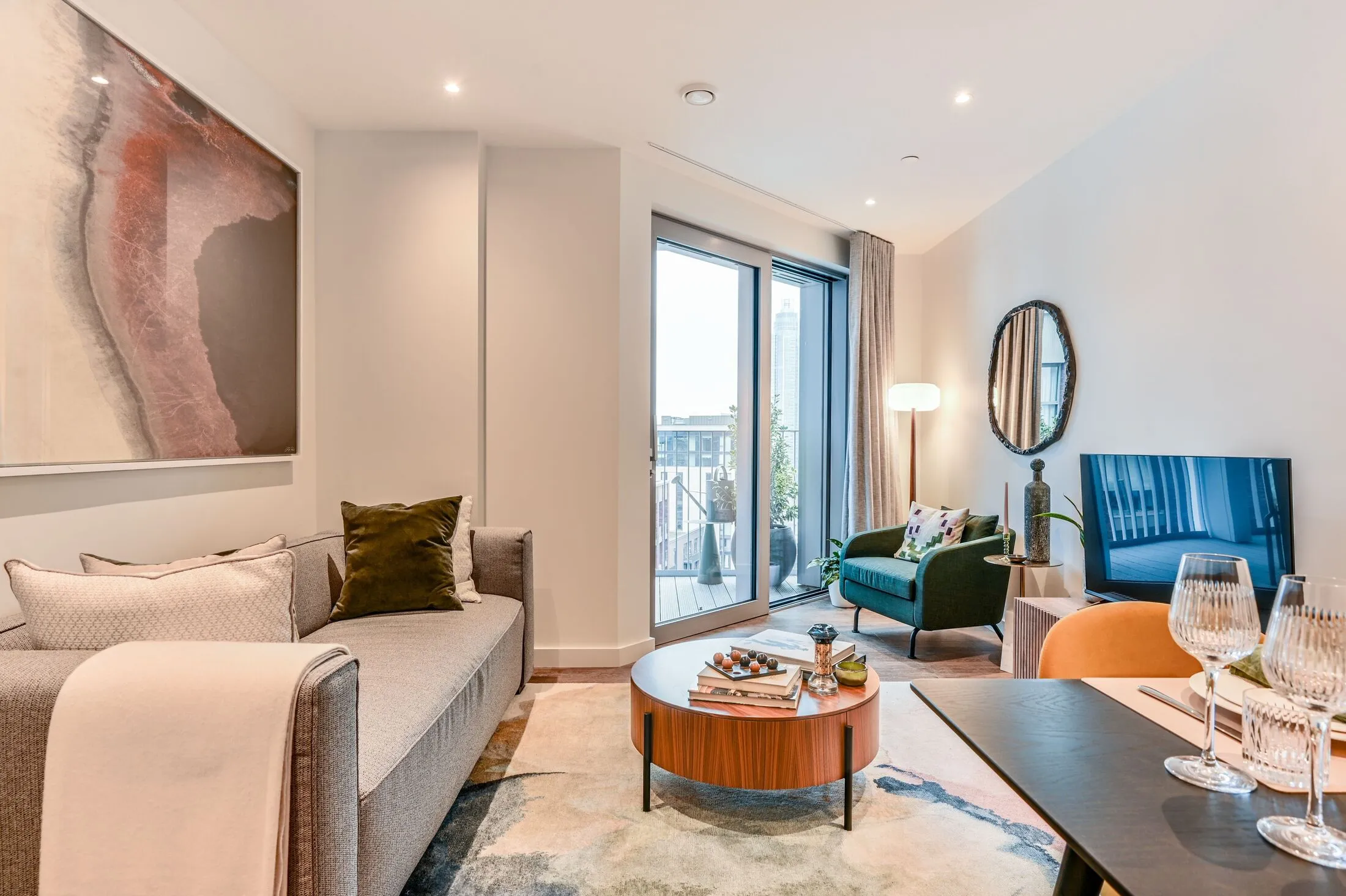 Flat New Mill Road in Greater London