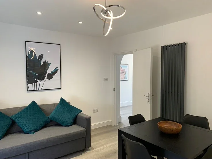 Flat Coley Place in Reading