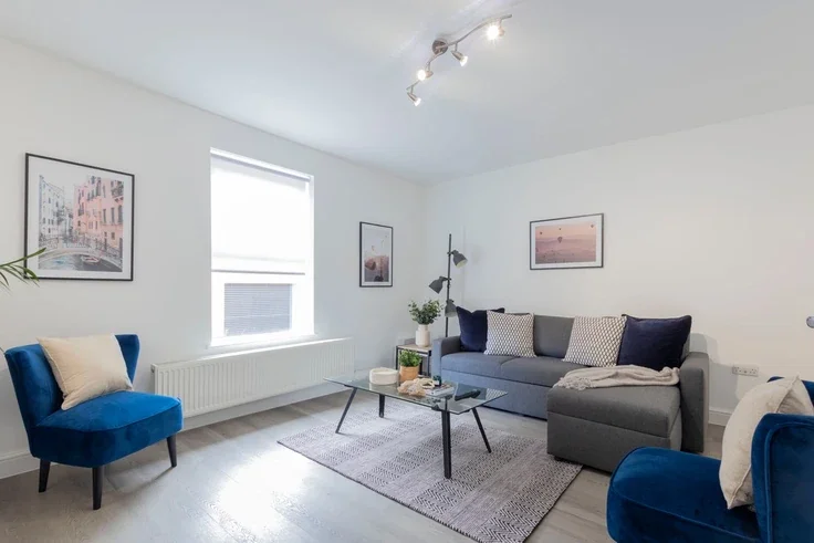 Flat Coley Place in Reading
