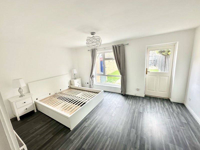 Room Rought Avenue in West Suffolk