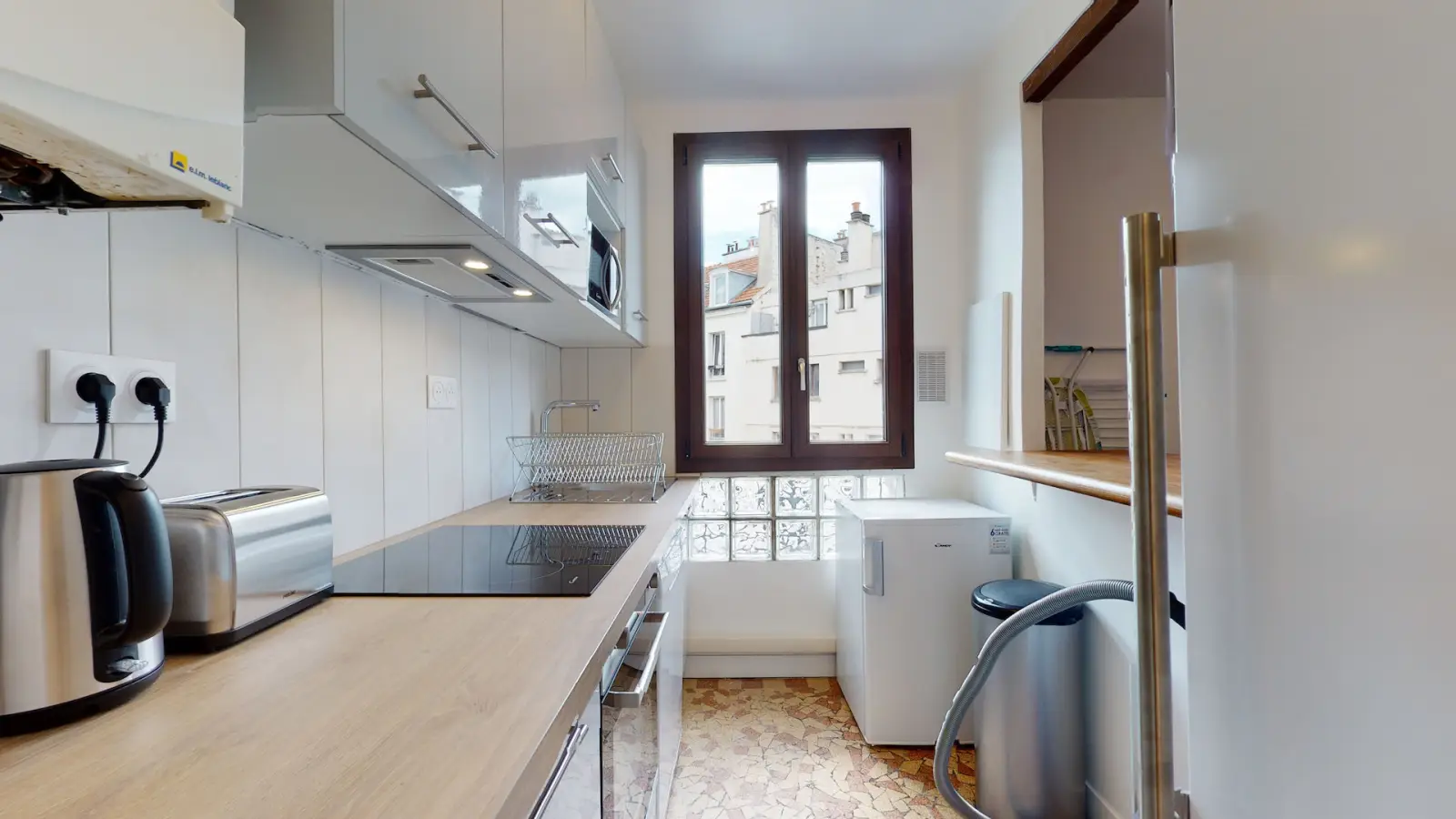 Flat Rue Viollet le Duc in Saint-Denis