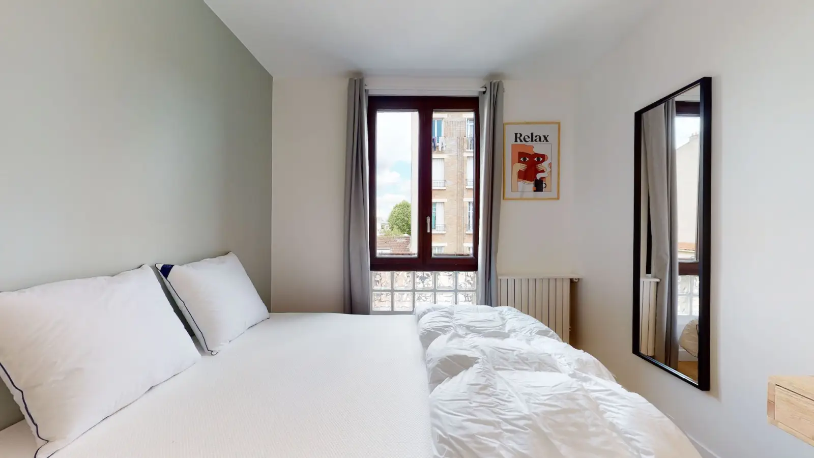 Flat Rue Viollet le Duc in Saint-Denis