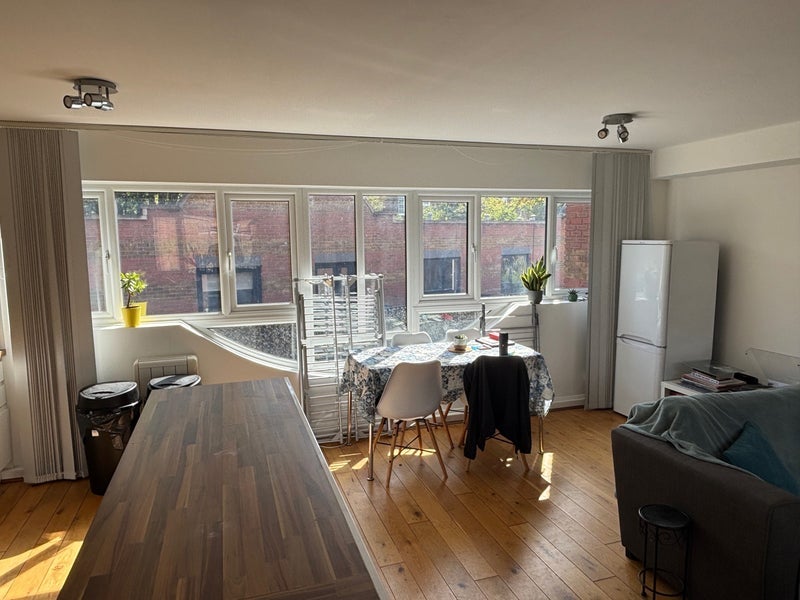 Room Alphabet Mews in Greater London