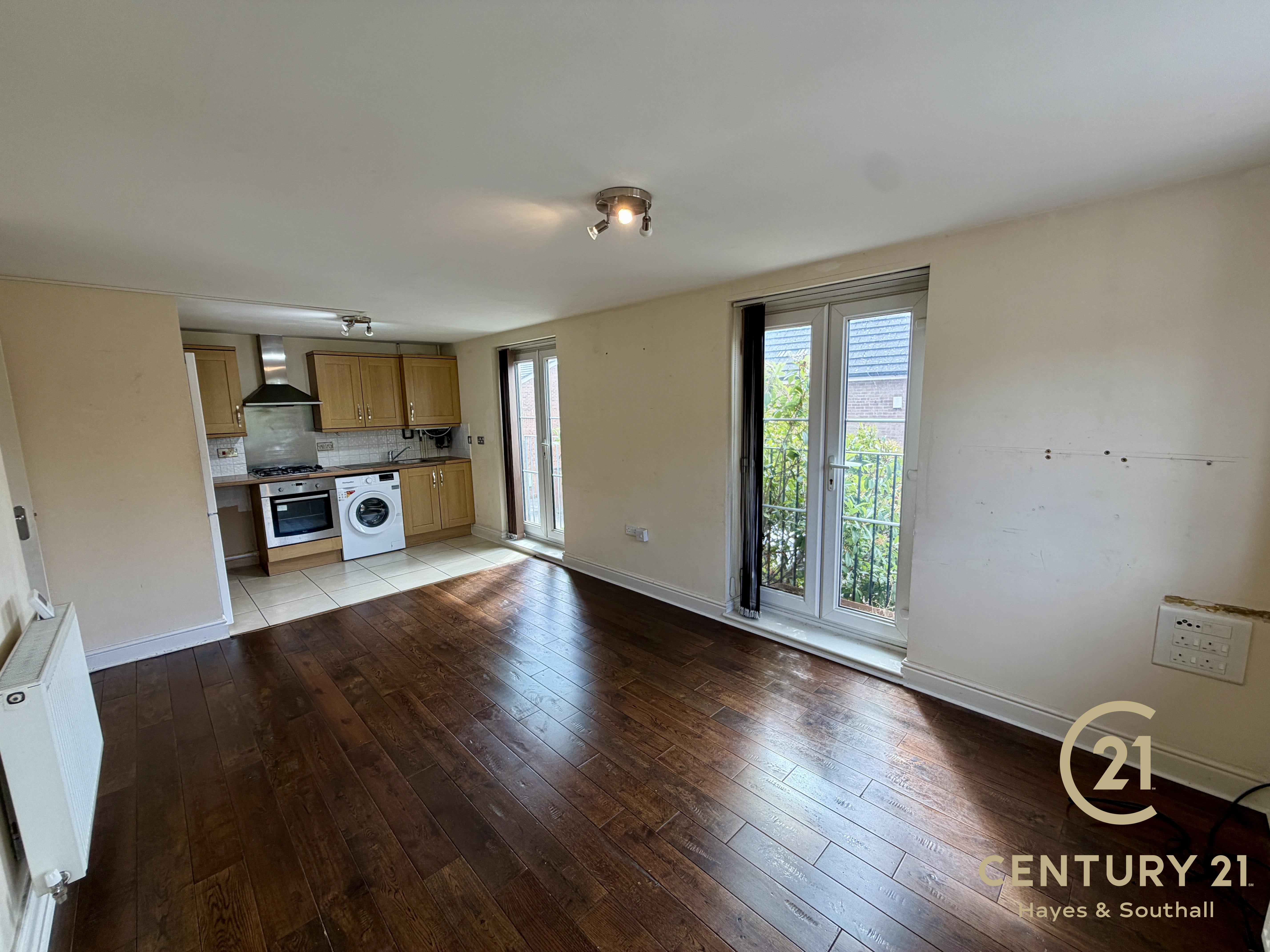 Flat Nine Acres Close in Greater London