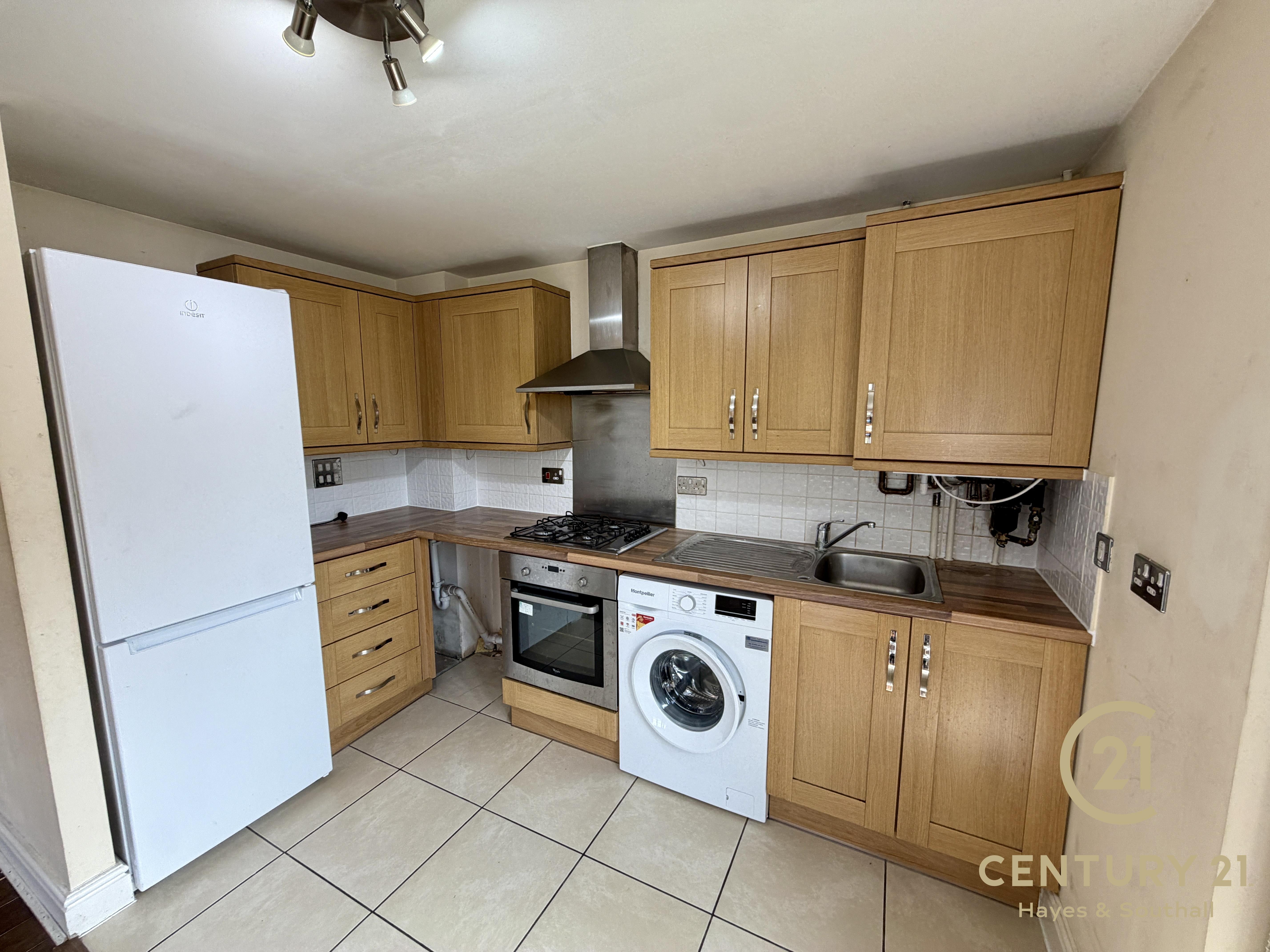 Flat Nine Acres Close in Greater London