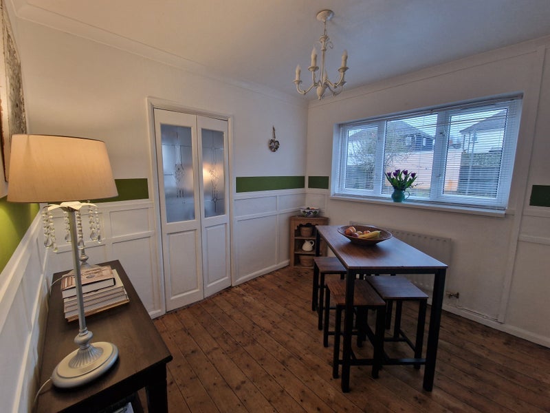 Room Cowbridge Road West in Cardiff