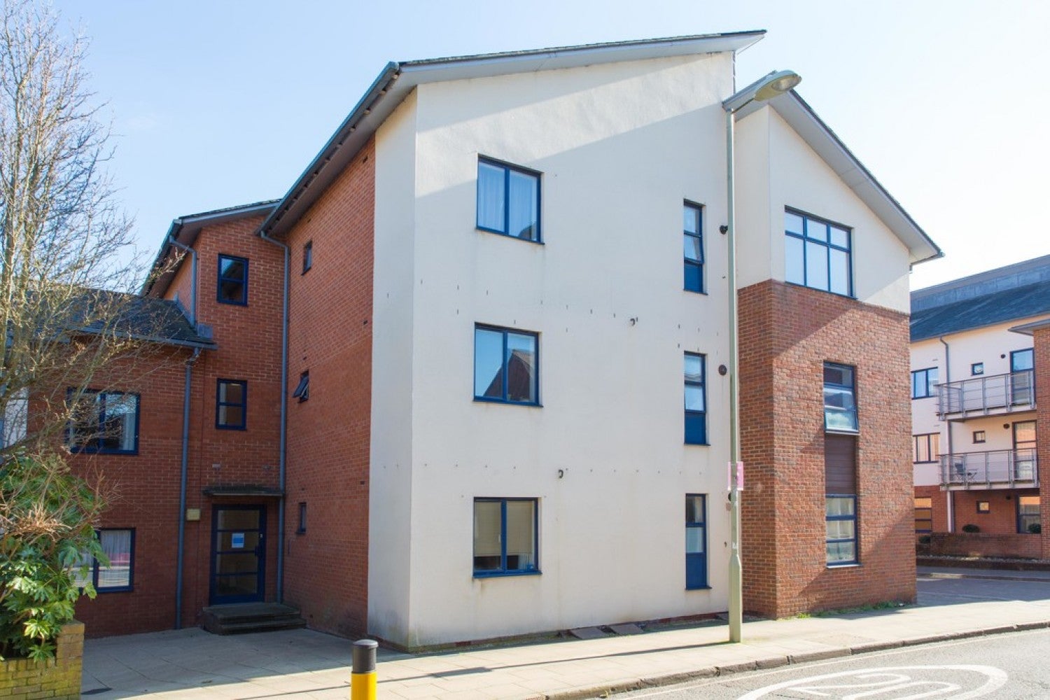 Flat Marston Gate in Winchester