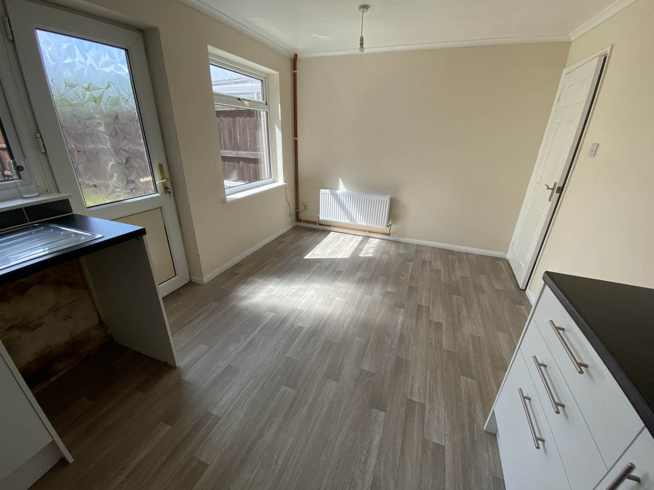 House Phipps Close in Westbury