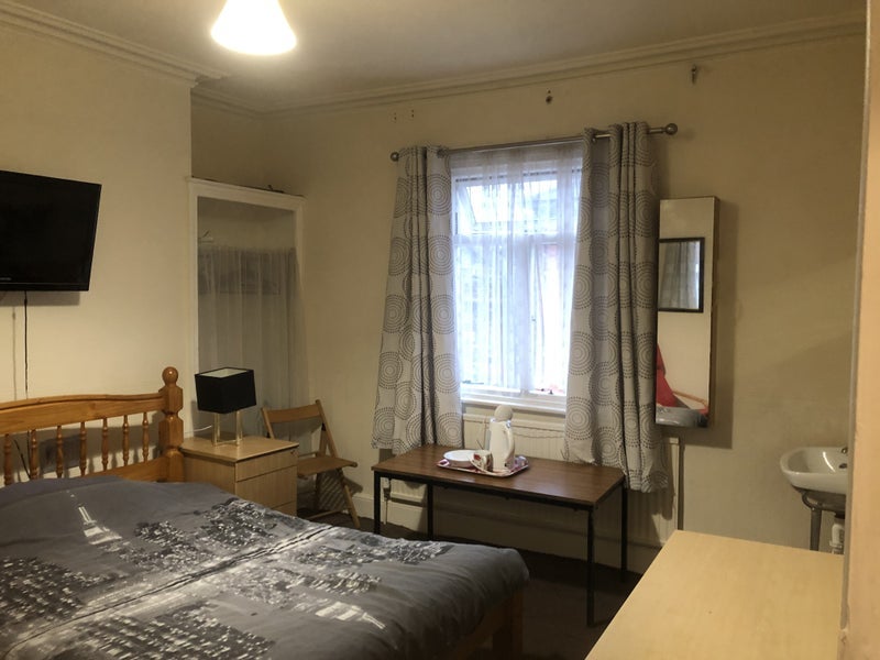 Room Saxby Street in Leicester