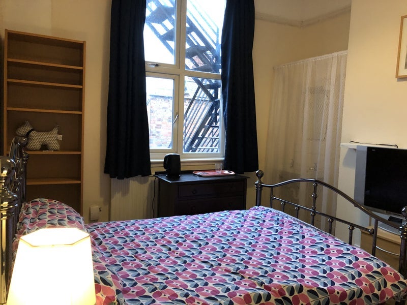 Room Saxby Street in Leicester
