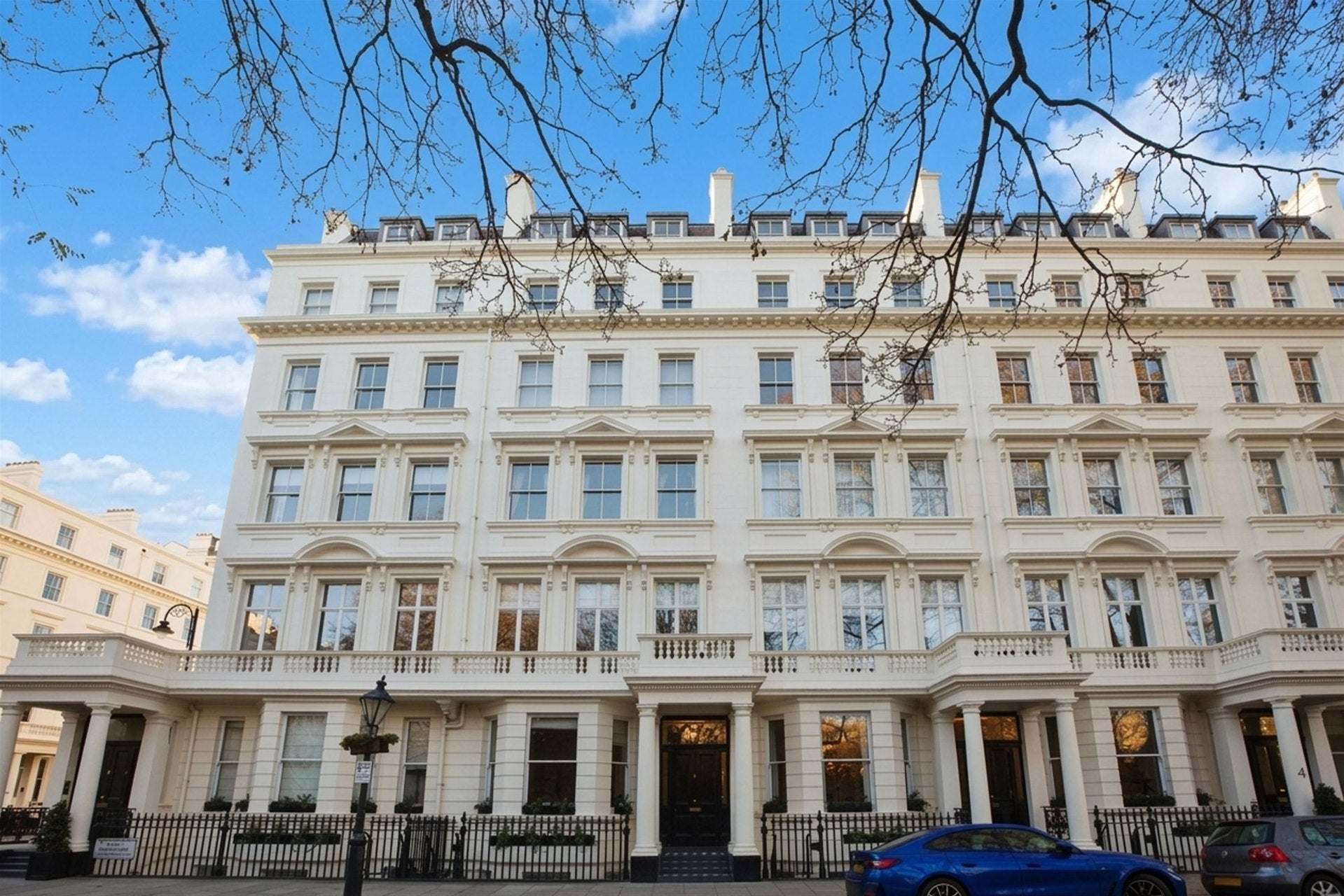 Flat Stanhope Gardens in Greater London