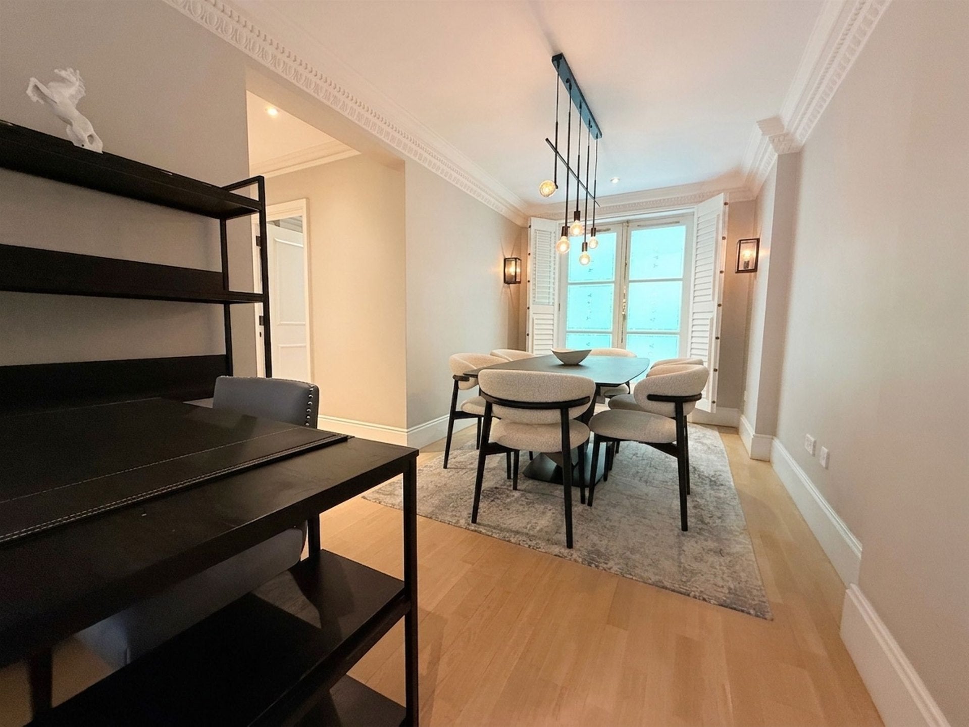 Flat Stanhope Gardens in Greater London