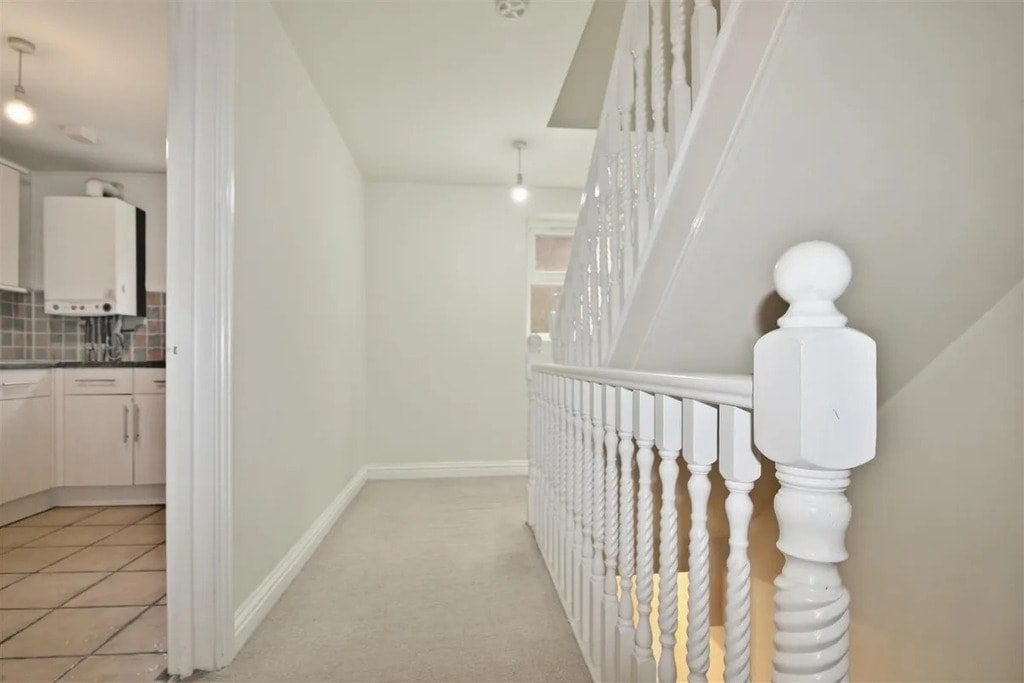 Flat Pembroke Road in Greater London