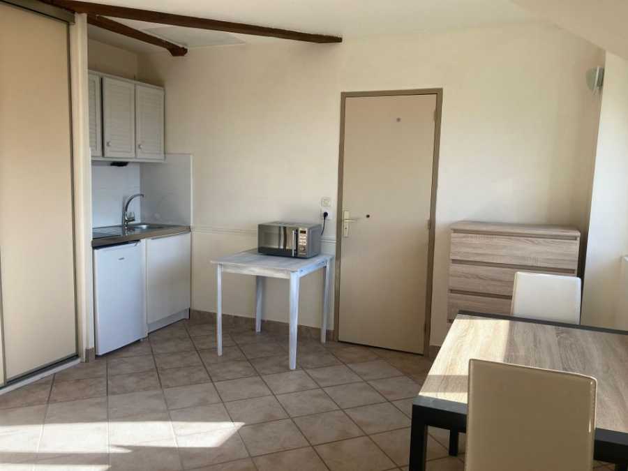 Room Rue de Saint-Denis En Val in Saint-Cyr-en-Val