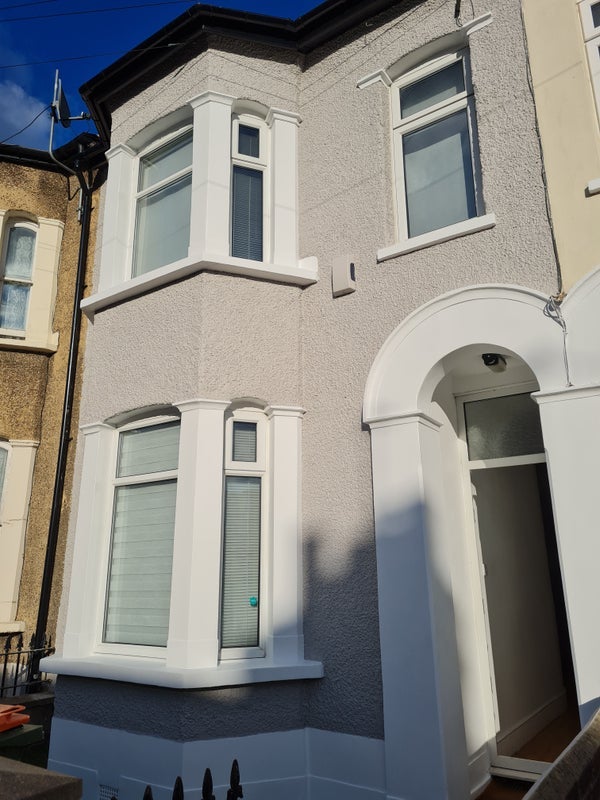 Room Liddington Road in Greater London
