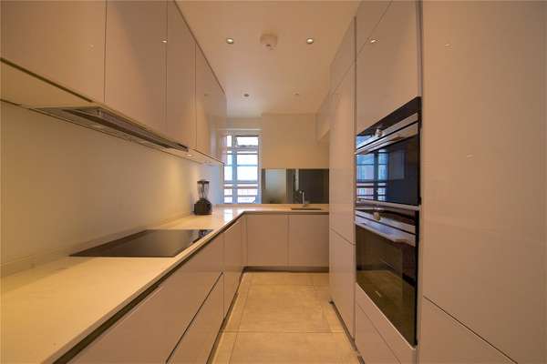 Flat Marylebone Road in City of Westminster