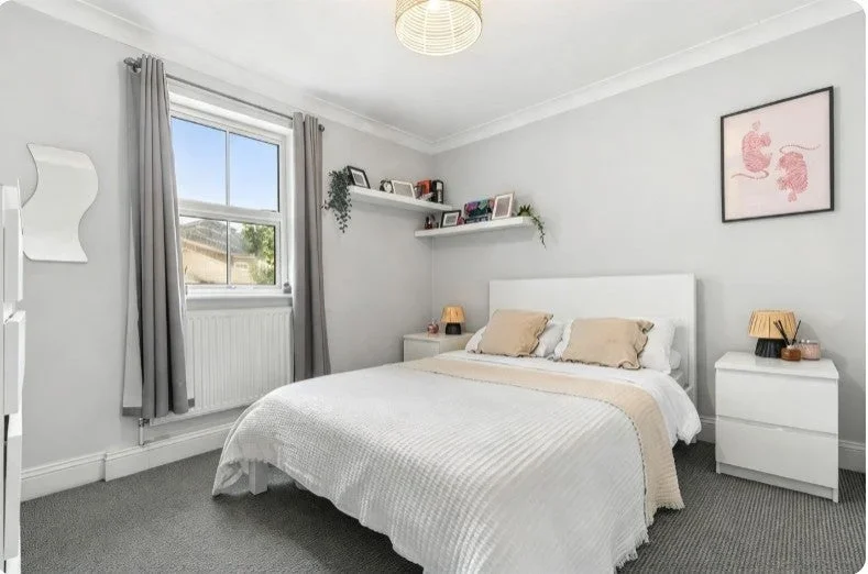 Flat Croham Road in Greater London