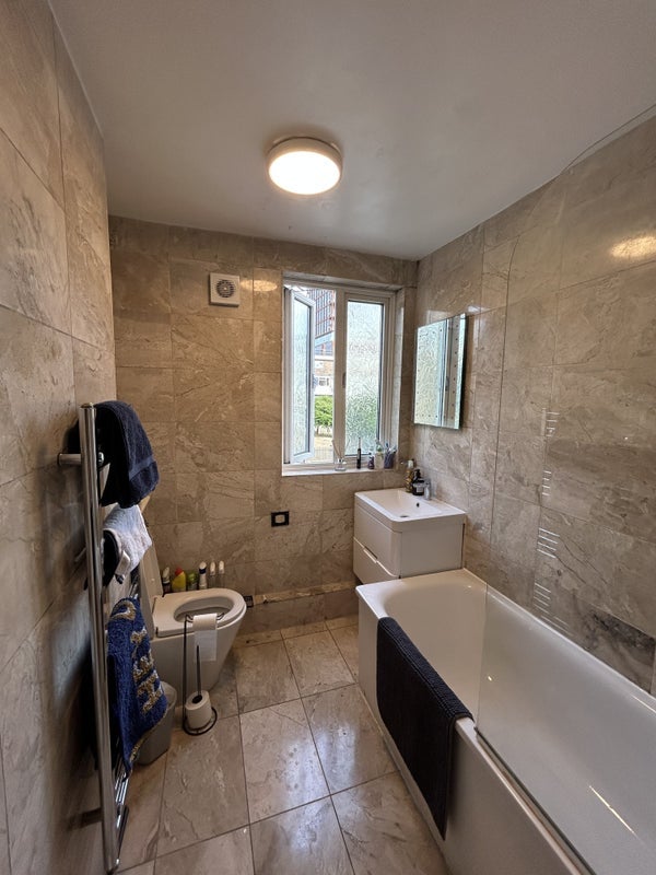 Room Weymouth Terrace in Greater London