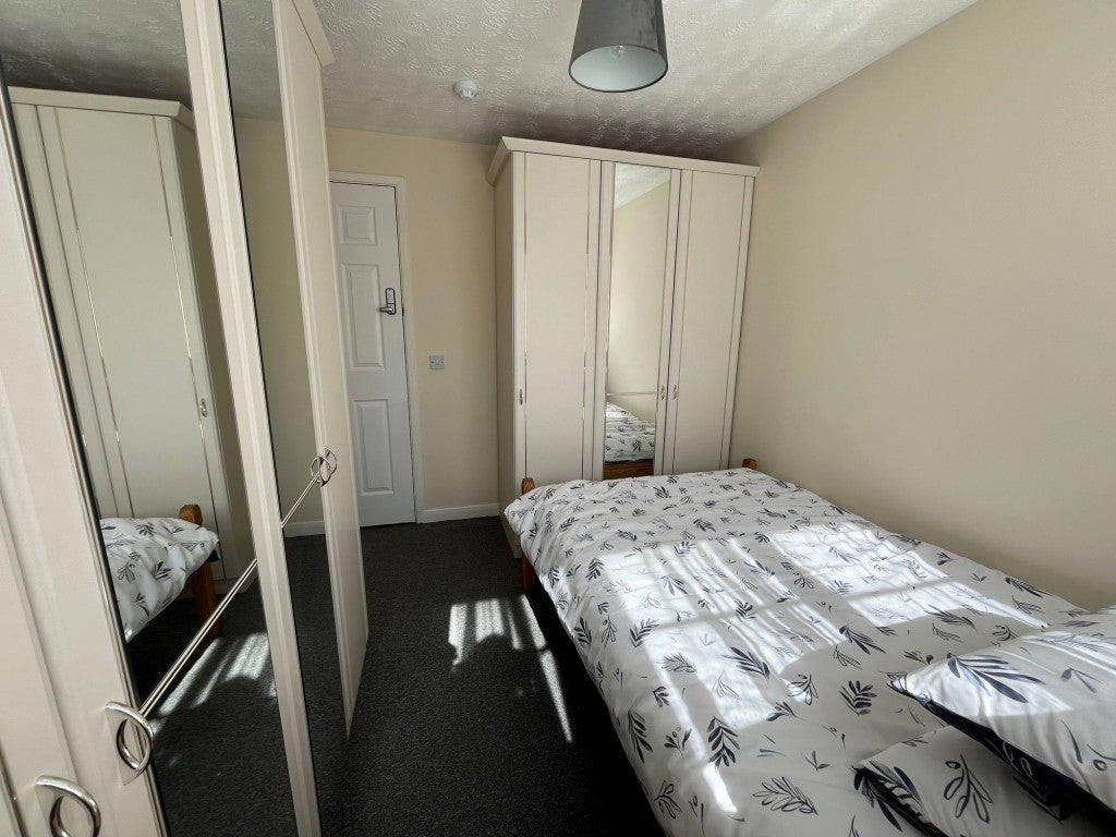 Room Downs Barn Boulevard in Milton Keynes