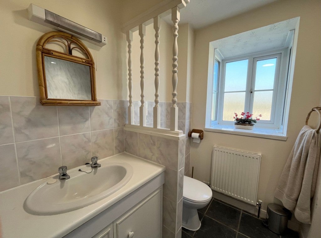 Room Downs Barn Boulevard in Milton Keynes