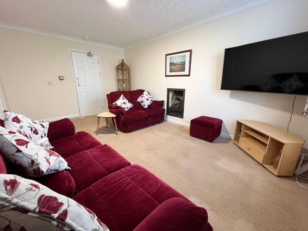 Room Downs Barn Boulevard in Milton Keynes