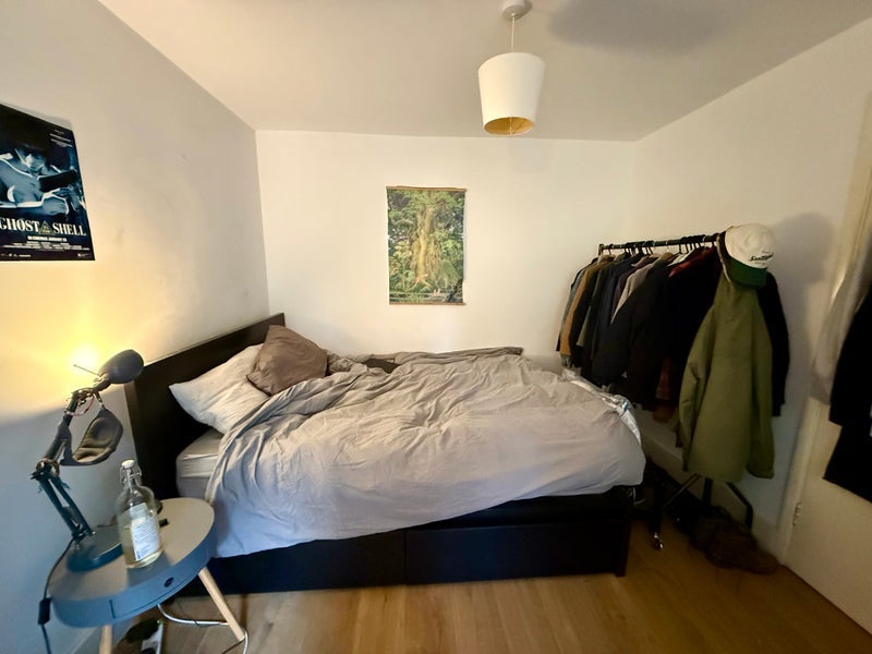 Room Osbaldeston Road in Greater London