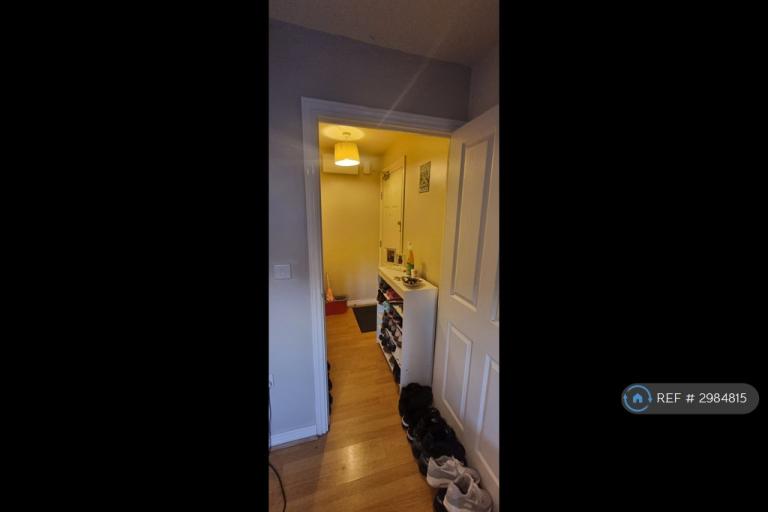 Flat Gibraltar Close in Coventry