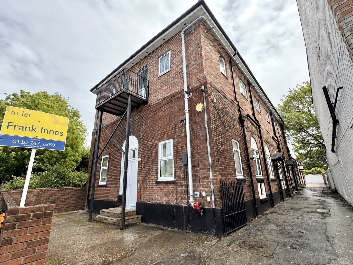 Flat Evesham Road in Leicester