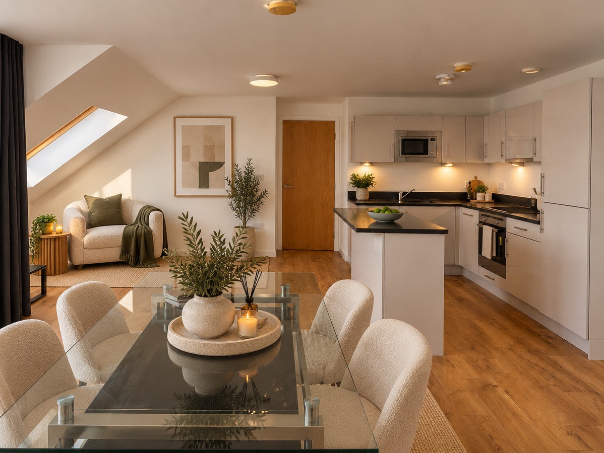 Flat Park Lodge Avenue in Greater London