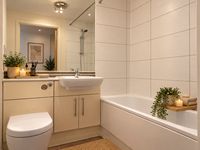 Flat Park Lodge Avenue in Greater London