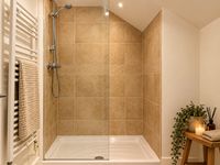 Flat Park Lodge Avenue in Greater London