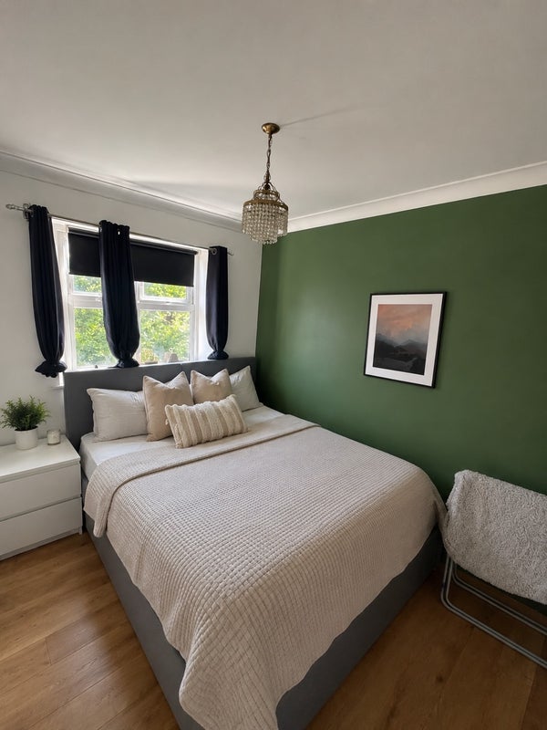 Room Camberwell New Road in Greater London