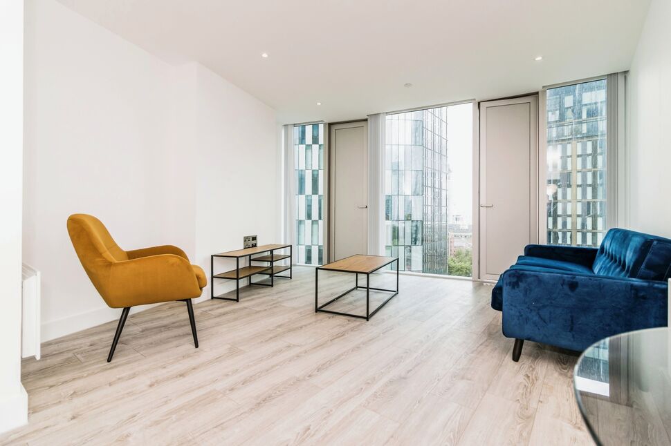 Flat Silvercroft Street in Manchester