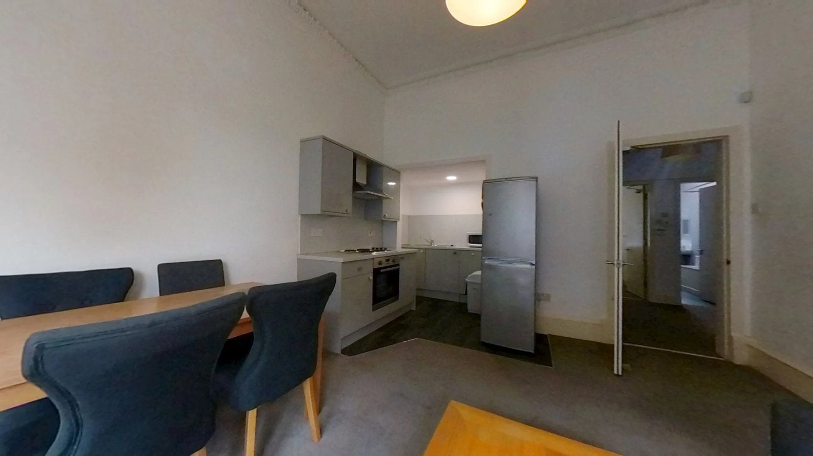 Flat Alexandra Parade in Glasgow