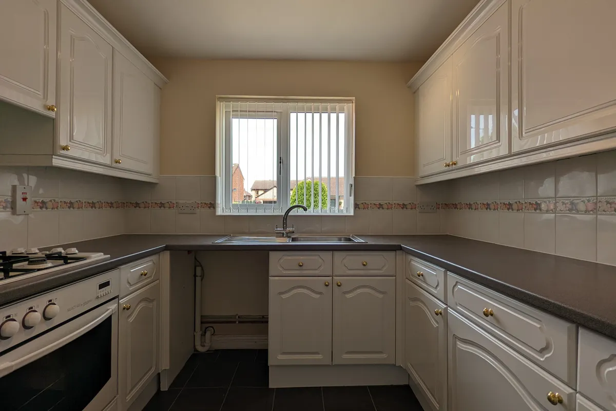 House Fernbank Close in Doncaster