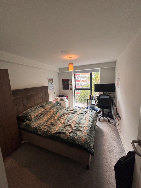 Room Wilford Lane in Nottingham