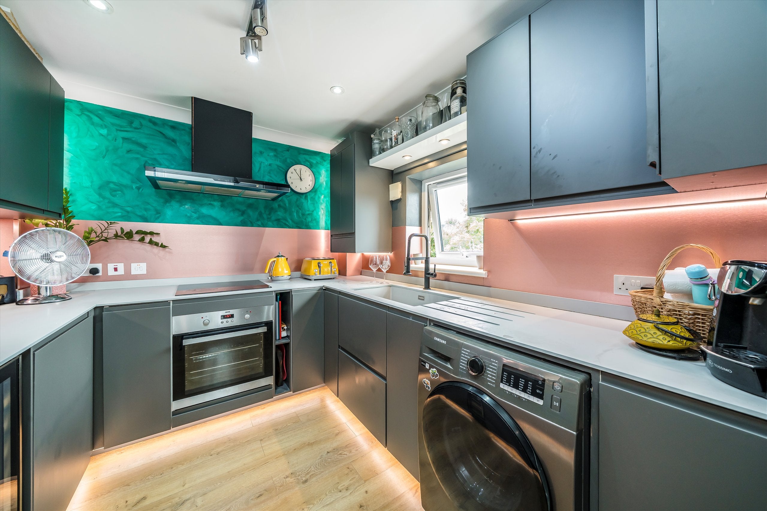 Flat Batson Street in Greater London