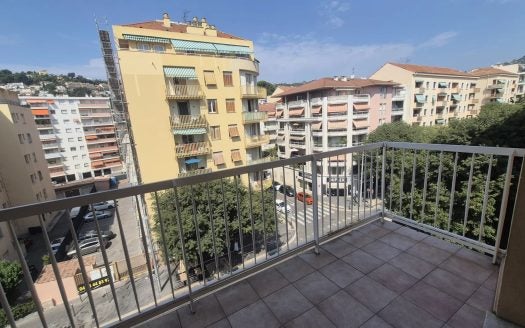 Appartement Avenue de Carras à Nice