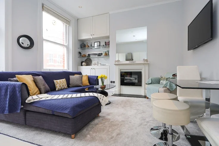 Flat Nevern Square in Greater London