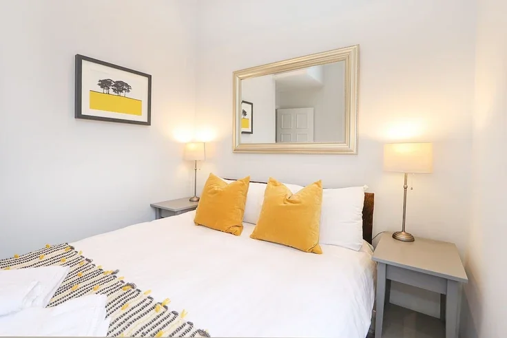 Flat Nevern Square in Greater London
