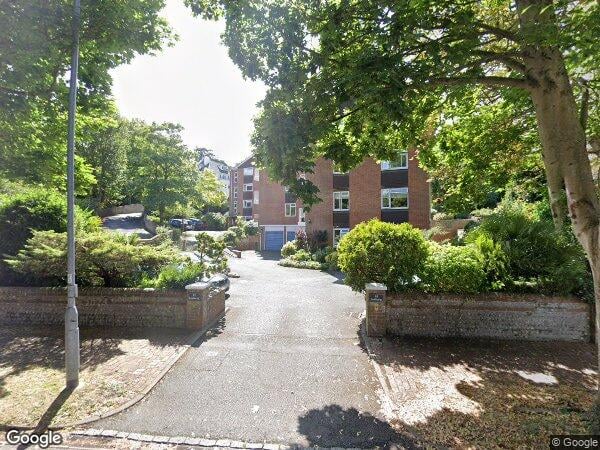 Flat Silverdale Road in Eastbourne
