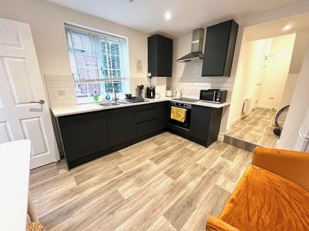 Room Dean Grove in Grimsby